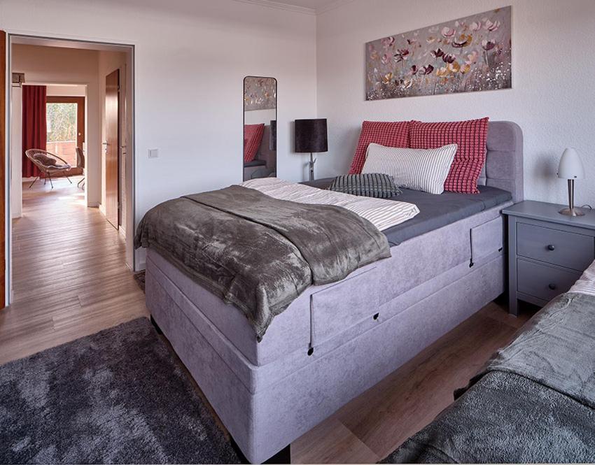 Katarinas House Mit 2 Fewo Stilvoll, Gemuetlich & Zentral Boxspringbett, Parkplatz, Balkon Oder Garten Мёрс Экстерьер фото
