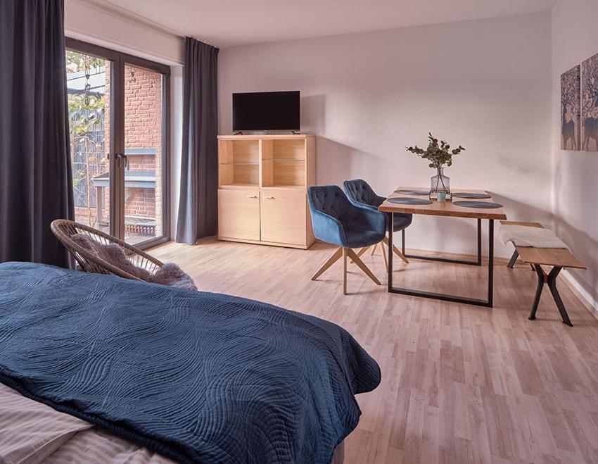 Katarinas House Mit 2 Fewo Stilvoll, Gemuetlich & Zentral Boxspringbett, Parkplatz, Balkon Oder Garten Мёрс Экстерьер фото